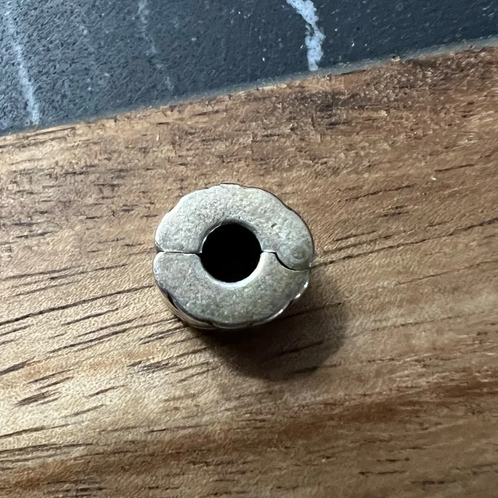 Pandora Silver Charm 925 B35 - Picture 3 of 3